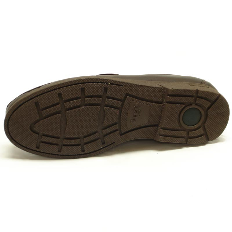 The P-4746-628 Brown Slip on Loafer by Pinoso's, made in Spain, features brown leather, stitched detailing, thick rubber soles, and handcrafted comfort, shown on a white background.
