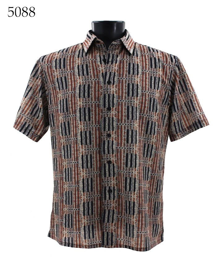 Regular fit Bassiri Short Sleeve Shirt 5088 displayed on a mannequin, featuring a geometric design in brown, black, and gray tones.