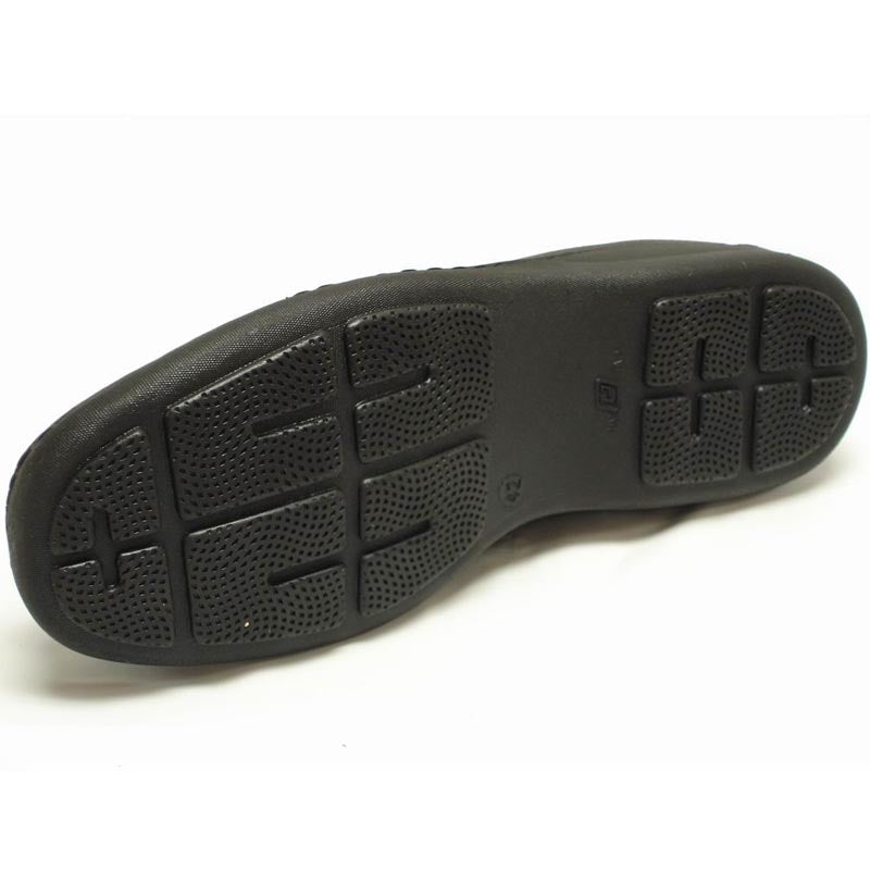 A pair of Pinoso's P-5202 Paco Black Slip on Loafer men's shoes, made in Spain, featuring textured black Nappa leather uppers and rounded toes, displayed side by side on a white background.