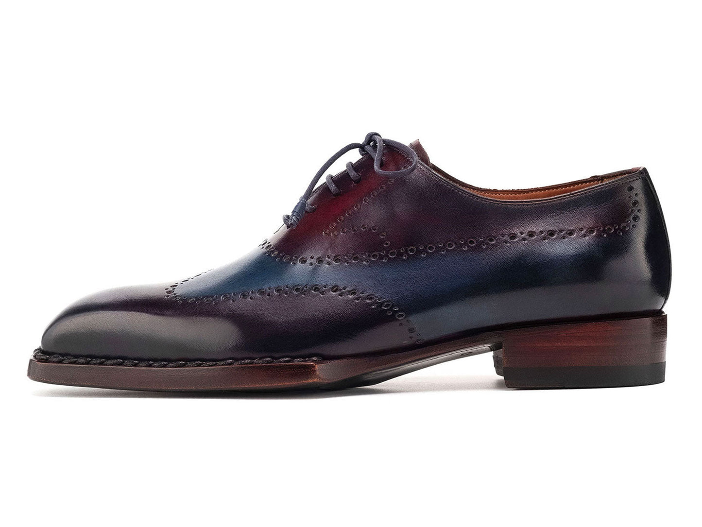Paul Parkman Goodyear Welted Men's Wingtip Oxfords in Bordeaux & Blue feature brogue details and brown stacked heels. Handmade men's shoes, shown with one from above and one from the side. Brand: Paul Parkman. Model: 81BRL94.
