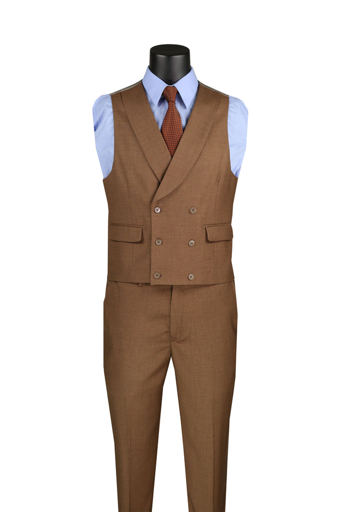 Displayed on a mannequin, the Vinci "Modern Fit 3 Piece Suit" in light brown includes a jacket, vest, and adjustable waistband pants. Paired with a blue shirt and orange tie, it features a chain accessory for added flair.