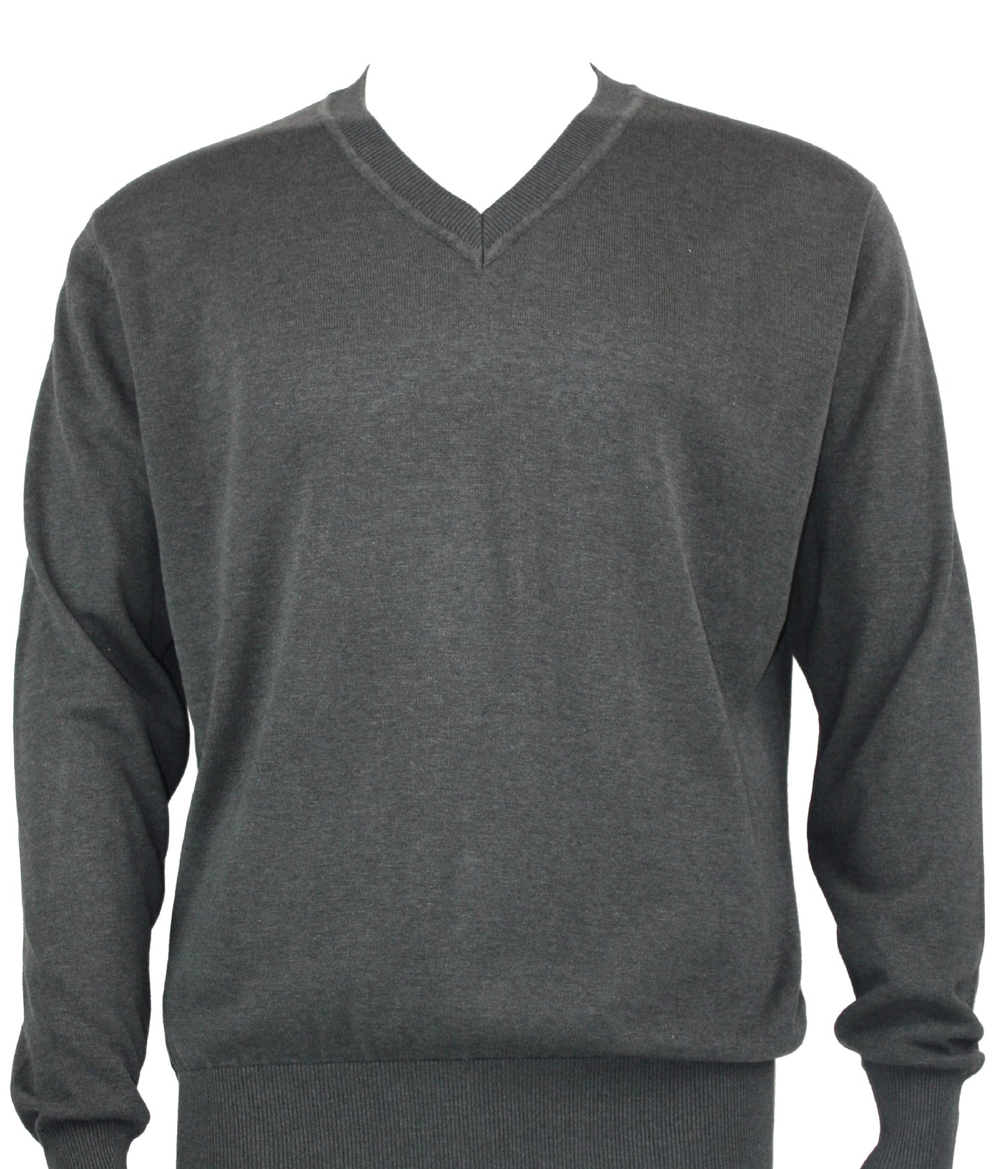 The Bassiri L/S V-Neck Smoke Sweater 627, crafted by the brand Bassiri in a modern fit, is displayed on a mannequin.