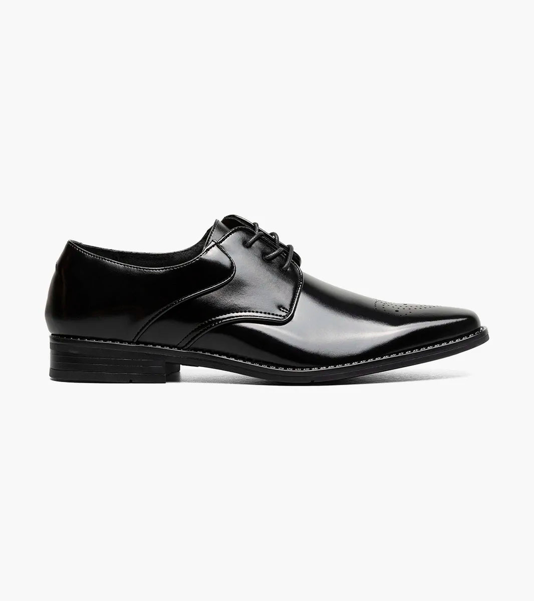 The Stacy Adams Kendall Plain Toe Oxford in black (20181-001) features leather construction, laces, a low heel, and subtle perforated toe details, shown on a plain white background.