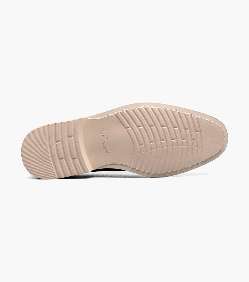 The Stacy Adams Wescott Plain Toe Oxford in brown (25712-215) features a tan sole, closed lacing, and subtle stitching accents, displayed on a white background.