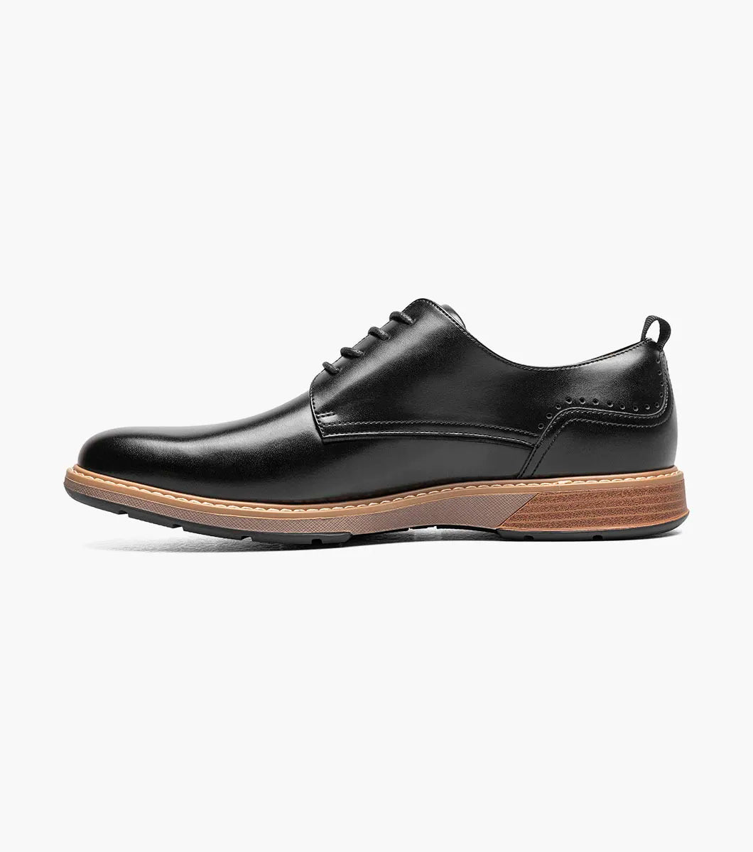 Red insole labeled "STACY ADAMS," made for the Pacer Plain Toe Oxford (25754-001), features a molded heel cup, cushioned heel pod, and anatomical arch support with highlighted text and lines.