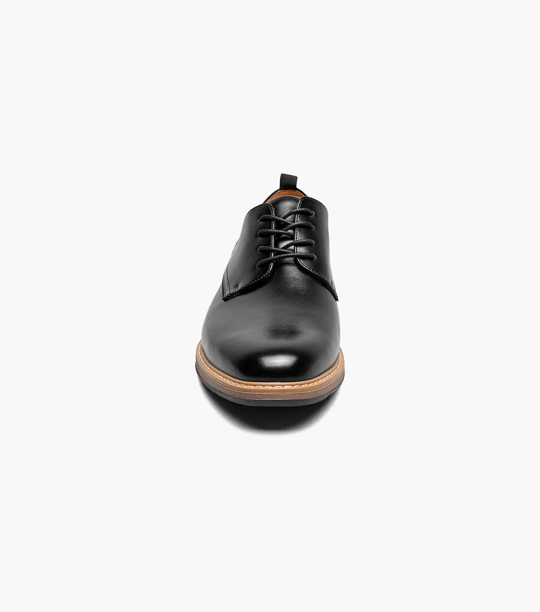 Red insole labeled "STACY ADAMS," made for the Pacer Plain Toe Oxford (25754-001), features a molded heel cup, cushioned heel pod, and anatomical arch support with highlighted text and lines.