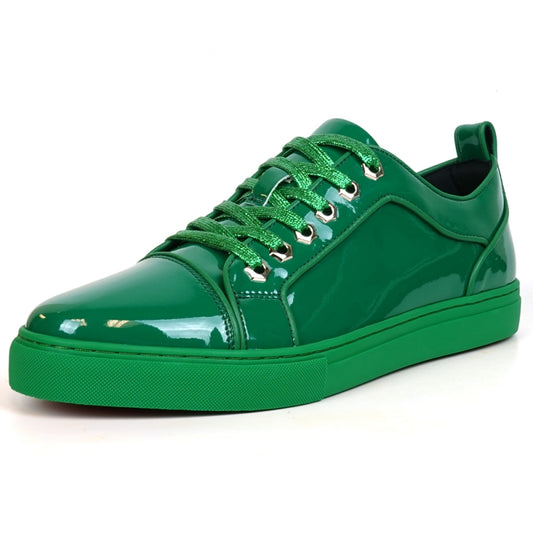 The Fiesso FI-2415-2 is a shiny green patent leather low-cut sneaker with matching green laces and a green rubber sole, ideal for enhancing any casual outfit.