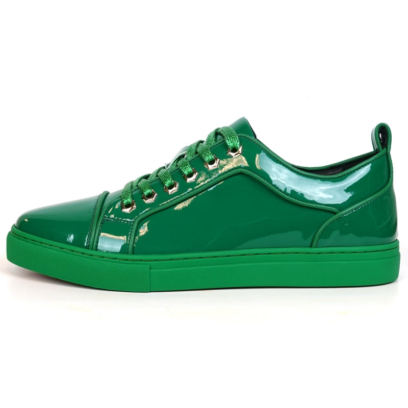 The Fiesso FI-2415-2 is a shiny green patent leather low-cut sneaker with matching green laces and a green rubber sole, ideal for enhancing any casual outfit.