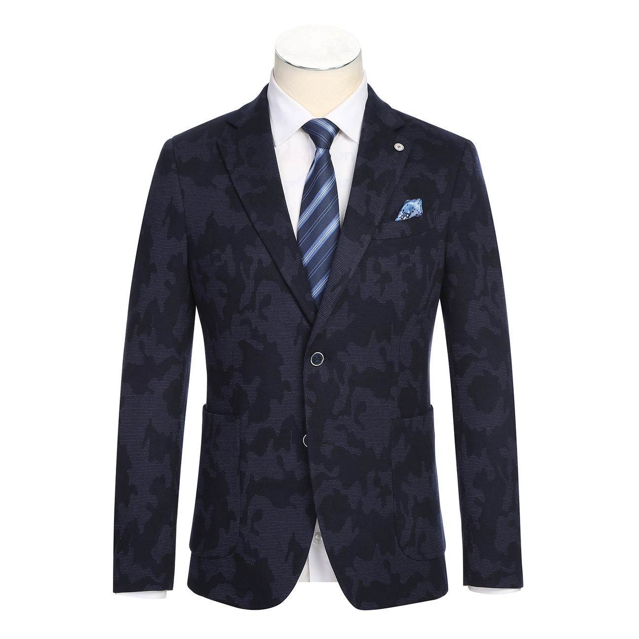 The Pellagio Men's Slim Fit Riserva Jacket Navy PF25-15 is a single-breasted blazer displayed on a mannequin, showcasing the classic Pellagio style.