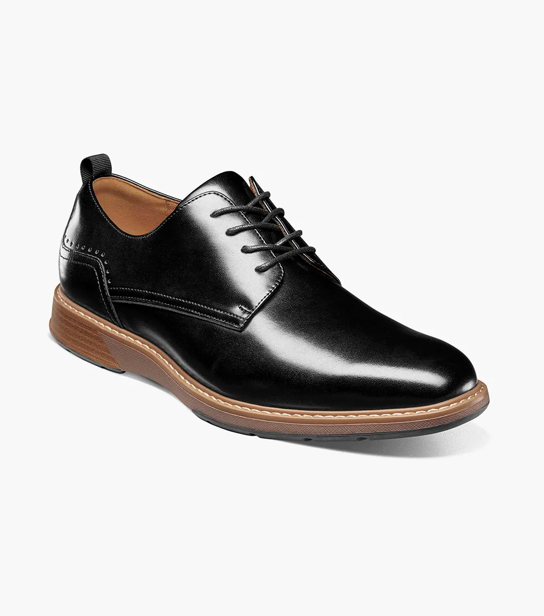 Red insole labeled "STACY ADAMS," made for the Pacer Plain Toe Oxford (25754-001), features a molded heel cup, cushioned heel pod, and anatomical arch support with highlighted text and lines.