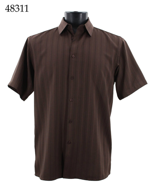 Displayed on a mannequin, the Bassiri Short Sleeve Shirt 48311 by Bassiri is a brown button-up shirt featuring a collar and offering a regular fit that blends comfort with style.