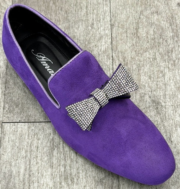 The Exclusive Formal Dress Shoe Purple FOWLER by UNIQUE DESIGN MENSWEAR features a rhinestone-encrusted bow atop a textured gray background, blending the sophistication of genuine leather with exceptional durability.
