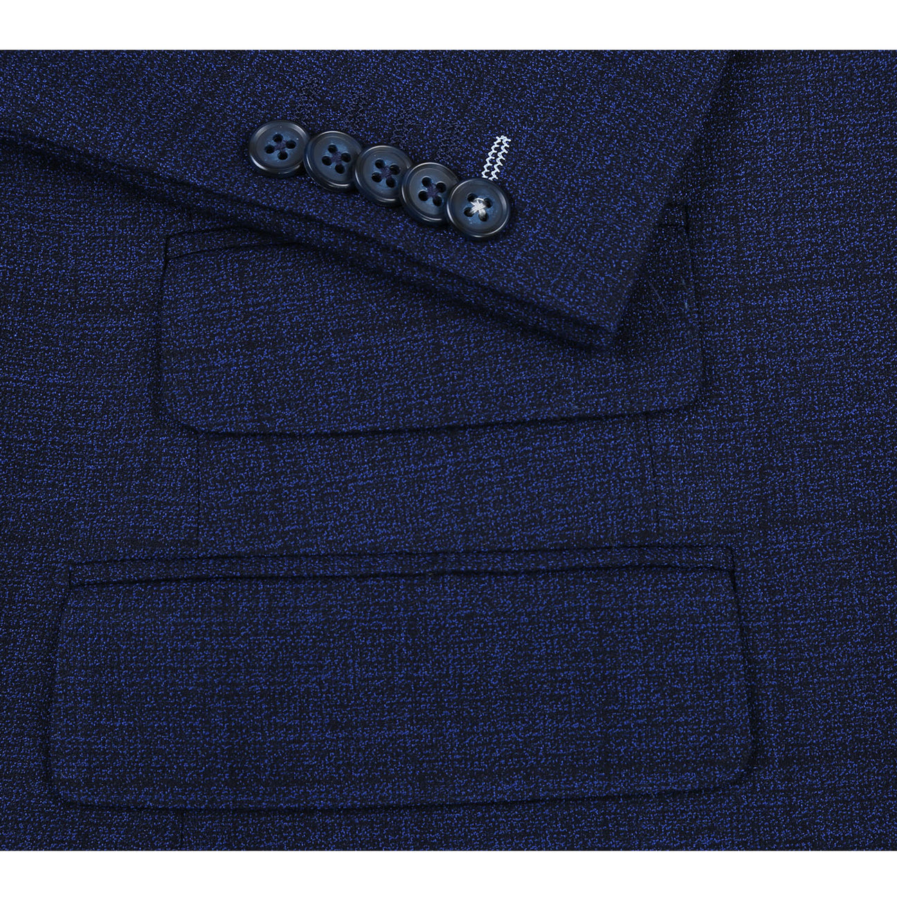 English Laundry's Blue Check Suit (92-05-410EL) showcases a dark blue blazer crafted with a textured fabric, complemented by a geometric patterned inner lining and designed in a slim fit featuring elegant peak lapels.