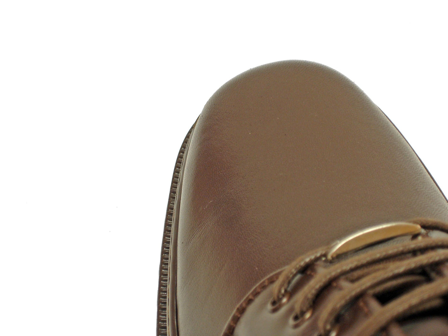 The P-5054 Belka Brown Lace Up men's shoes by Pinoso's, made in Spain, feature nappa leather and thick soles, shown on a white background.