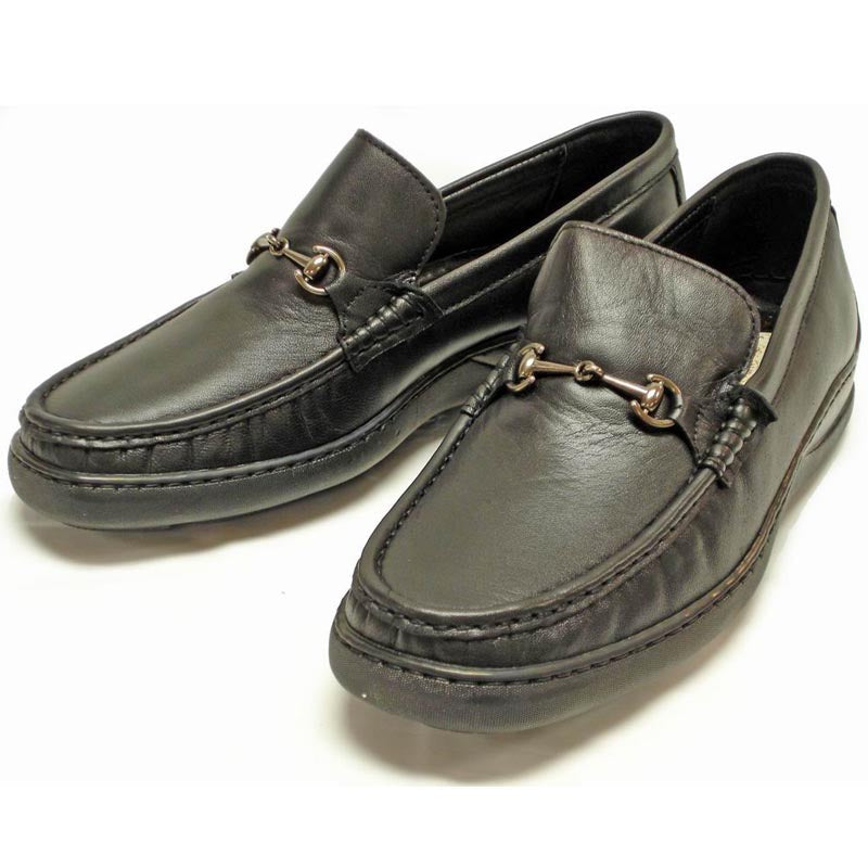 The Pinoso's P-5158 Paco Black Slip-On Loafer is a men’s nappa leather shoe, made in Spain, featuring metal bit detailing across the top.