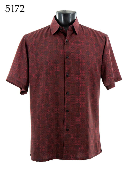The Bassiri Short Sleeve Shirt 5172 by Bassiri is a regular fit, red and black checkered button-up, shown on a mannequin with "5172" in the top left corner.