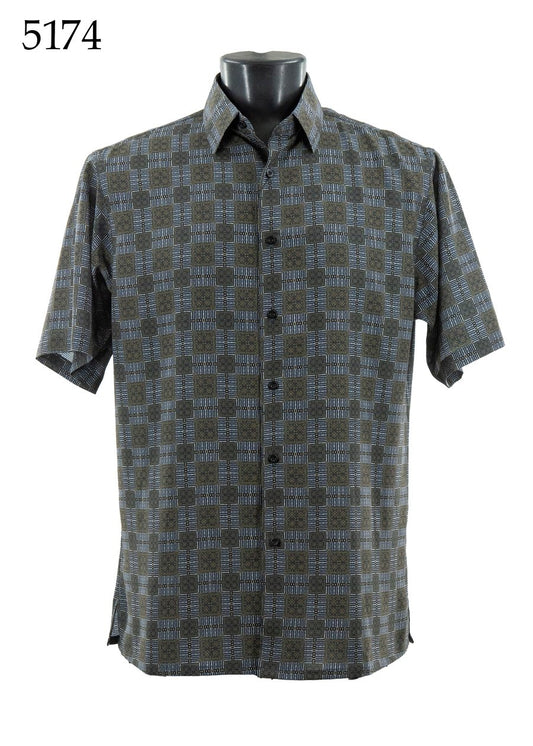 Bassiri Short Sleeve Shirt 5174 by Bassiri features a black and gray geometric checkered pattern in Regular Fit, shown on a mannequin with number 5174 displayed in the top left corner.