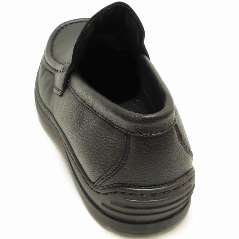 A pair of Pinoso's P-5202 Paco Black Slip on Loafer men's shoes, made in Spain, featuring textured black Nappa leather uppers and rounded toes, displayed side by side on a white background.