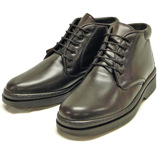 The Pinoso's P-5212 Pluma Black Leather Boot features handcrafted Nappa leather, lace-up design, and thick rubber soles—an elegant Spanish-made addition to any men’s shoe collection, displayed side by side on a white background.