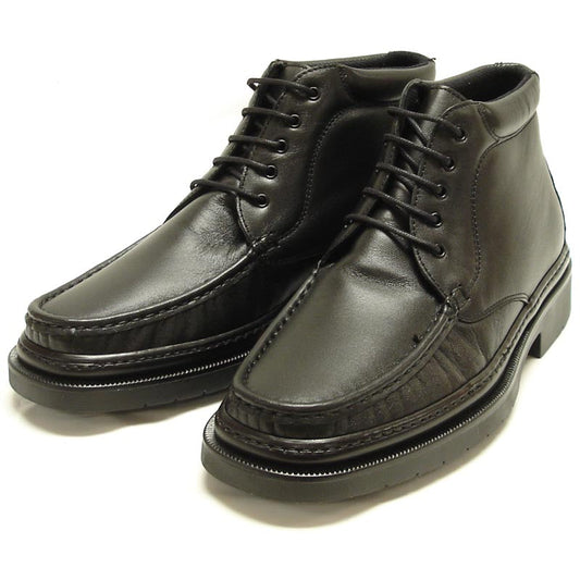 A pair of Pinoso's P-5246 Belka Black Leather Lace-up Boots—made in Spain—with thick rubber soles and detailed stitching.