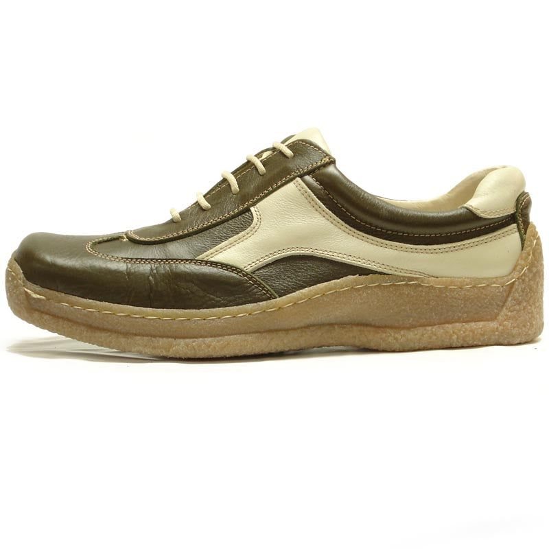 The Pinoso's P-5456 Javier Beige Green Leather Lace-up Sneaker, made in Spain, features textured tan rubber soles and blends European style with olive green and beige leather against a crisp white background.