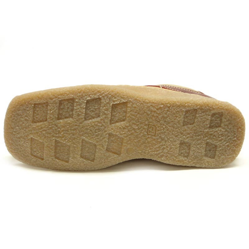 The Pinoso's P-5456 Javier Beige Red Leather Lace-up Sneaker features soft Nappa leather uppers and textured rubber soles, shown side by side. Made in Spain.