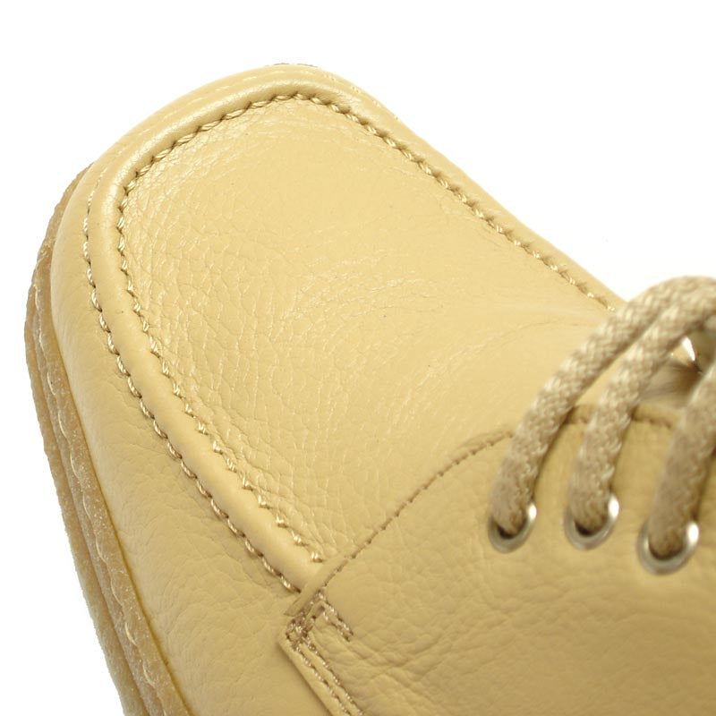 Pinoso's P-5455 Javier Beige Leather Lace-up Men’s Shoes, handcrafted in Spain, feature thick textured rubber soles and offer premium comfort, shown on a white background.