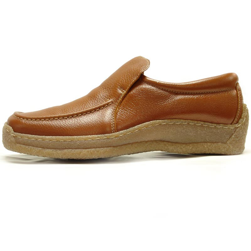 The Pinoso's P-5456 Javier Tan Leather Slip-on Loafer for men, made in Spain, features brown Nappa leather, visible stitching, and textured rubber soles, offering handcrafted comfort against a white background.