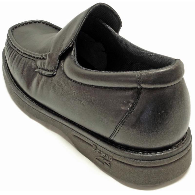 The Pinoso's P-5614-668 Black Leather Slip-on Loafer for men features visible stitching and rubber soles, and is made in Spain.