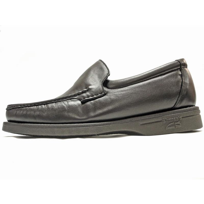 The Pinoso's P-5614-668 Black Leather Slip-on Loafer for men features visible stitching and rubber soles, and is made in Spain.