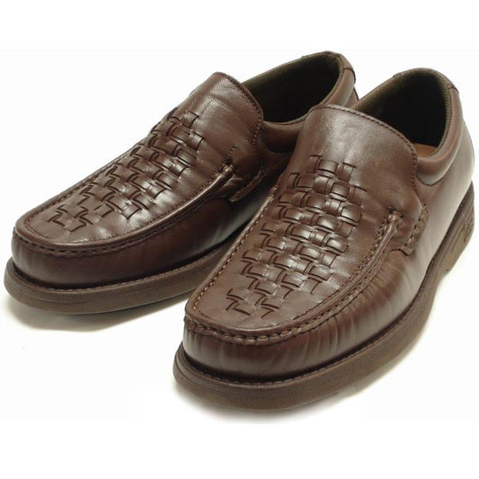 The Pinoso's P-5614-P41 Brown Leather Slip-On Loafer for men, made in Spain, features woven leather, handcrafted comfort, rounded toes, and thick rubber soles.