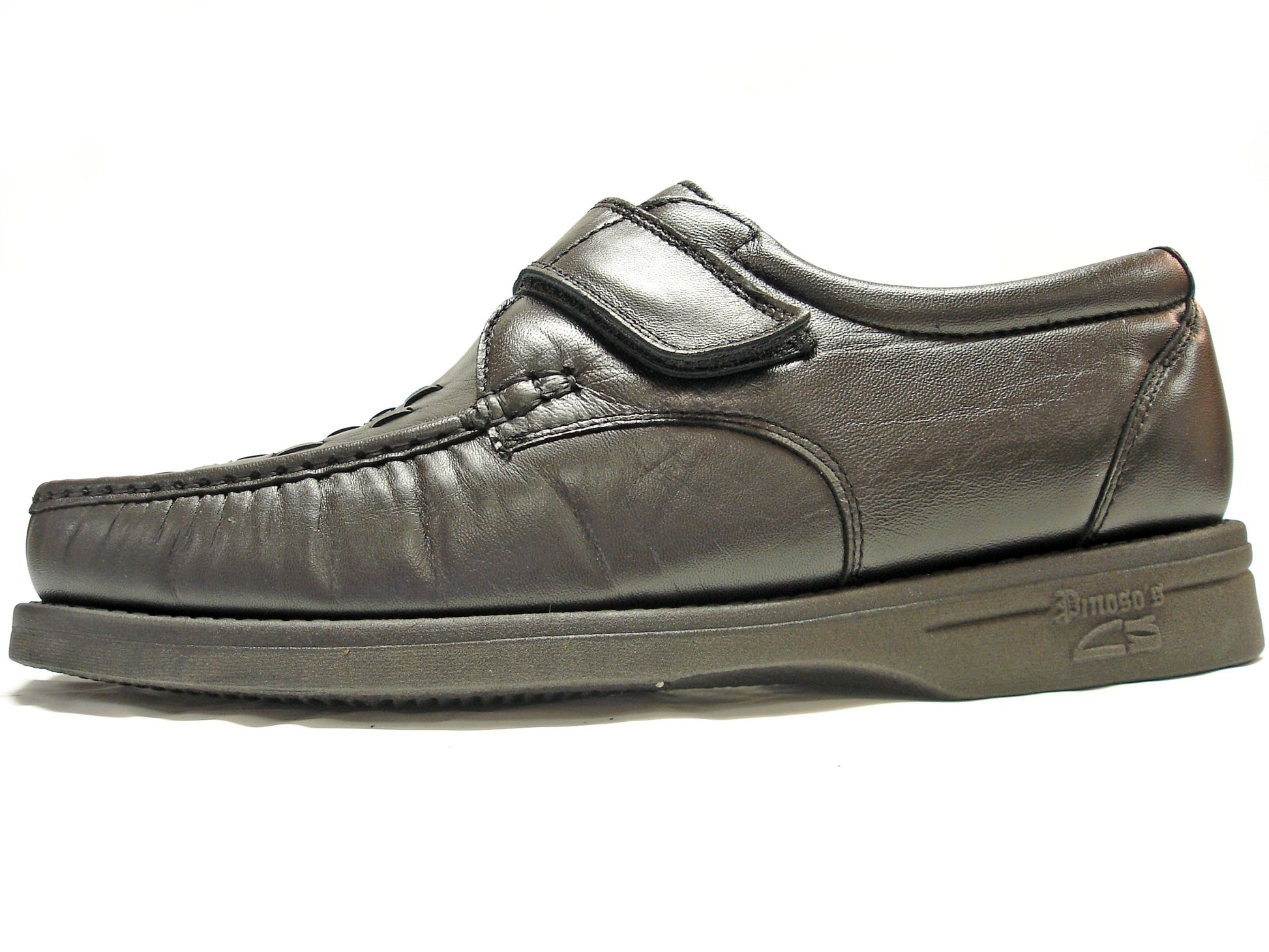 The Pinoso's P-5660-P41 men's shoes feature black Nappa leather, woven front detailing, and convenient velcro straps. Made in Spain.