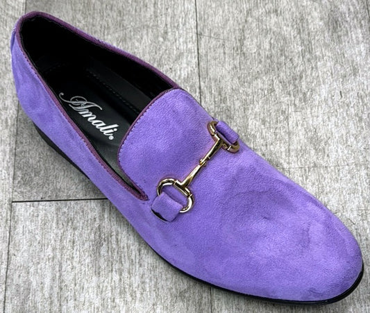 The Exclusive Formal Dress Shoe Lavender BRADFORD by UNIQUE DESIGN MENSWEAR, featuring a gold decorative buckle, rests elegantly on a light gray floor, highlighting exquisite Italian craftsmanship.