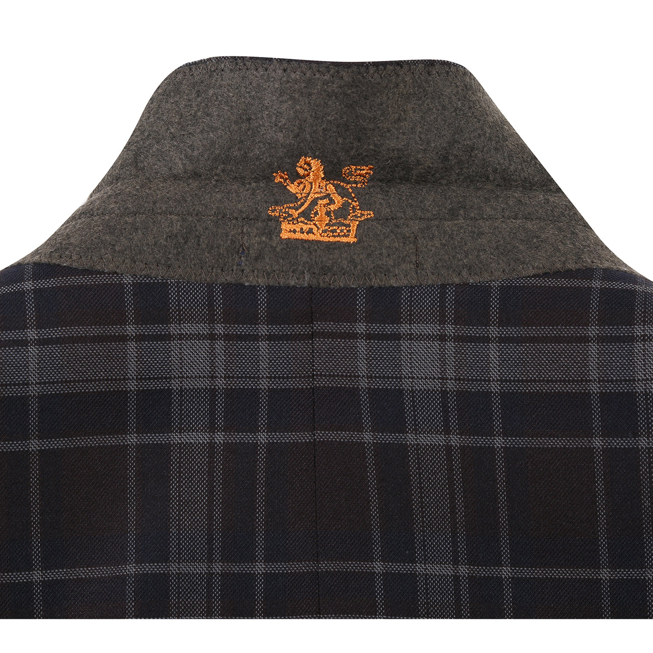 The ENGLISH LAUNDRY Burgundy Check Suit 22-62-555EL by English Laundry is shown on a mannequin, matched with a white dress shirt and a red patterned tie.