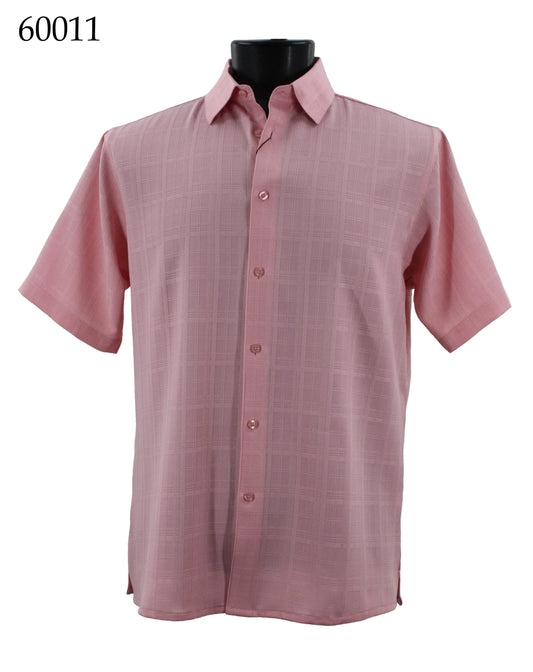 Displayed on the mannequin is the Bassiri Short Sleeve Shirt 60011, a Regular Fit design from the Bassiri brand. This collared pink shirt with a subtle checkered pattern features button fastening, perfectly highlighting its style.