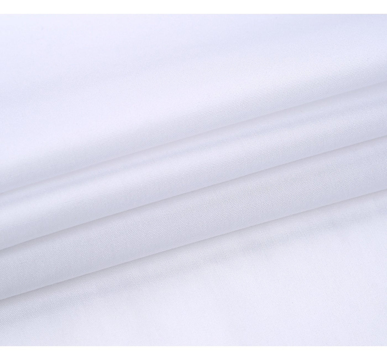 The Renoir VERNO White Classic Fit Long Sleeve Travel Easy-Care Cotton Dress Shirt (CS0220) is neatly folded, with a spread collar and buttoned cuffs, shown beside a circular fabric close-up highlighting its wrinkle resistance.