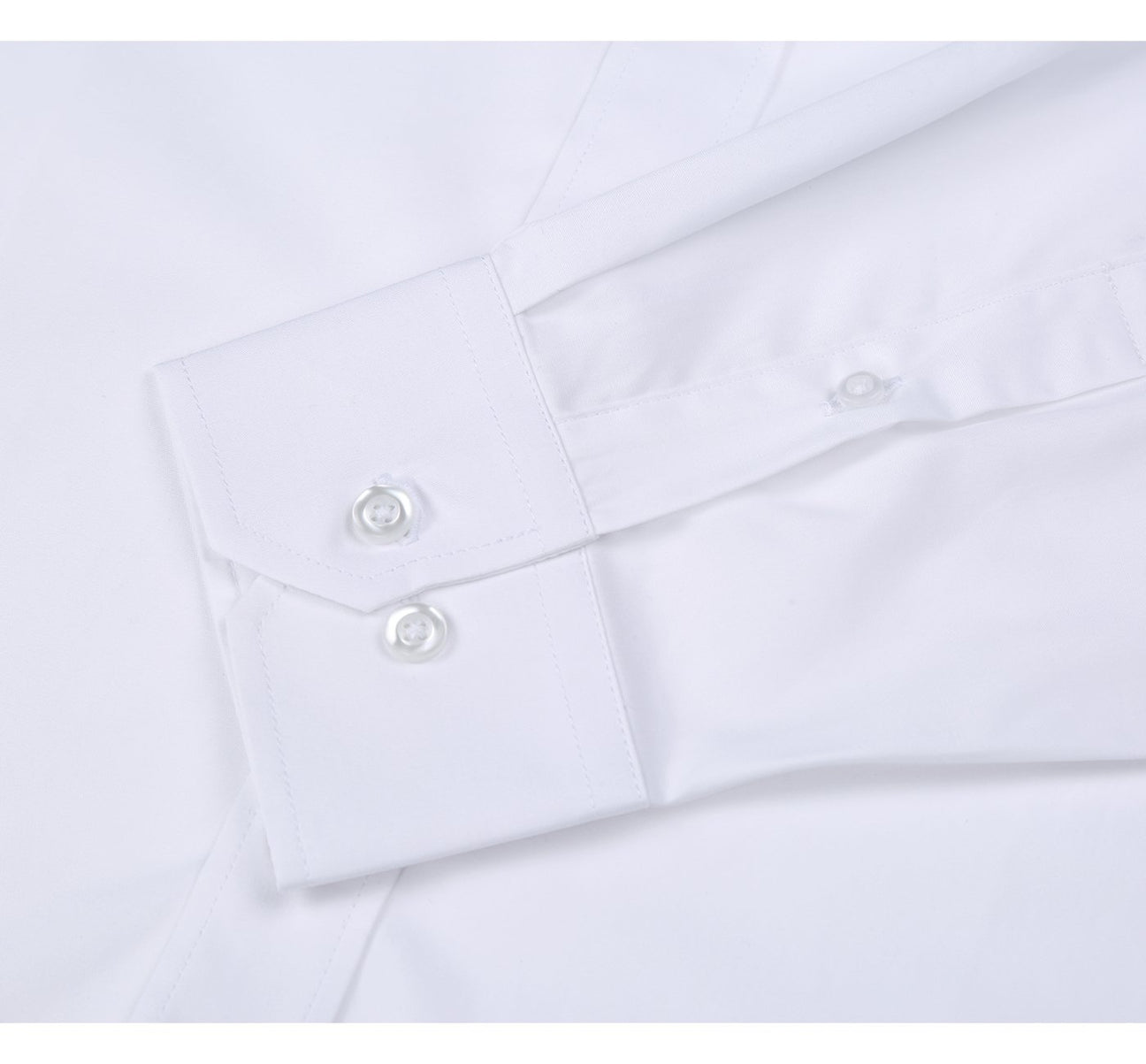 The Renoir VERNO White Classic Fit Long Sleeve Travel Easy-Care Cotton Dress Shirt (CS0220) is neatly folded, with a spread collar and buttoned cuffs, shown beside a circular fabric close-up highlighting its wrinkle resistance.