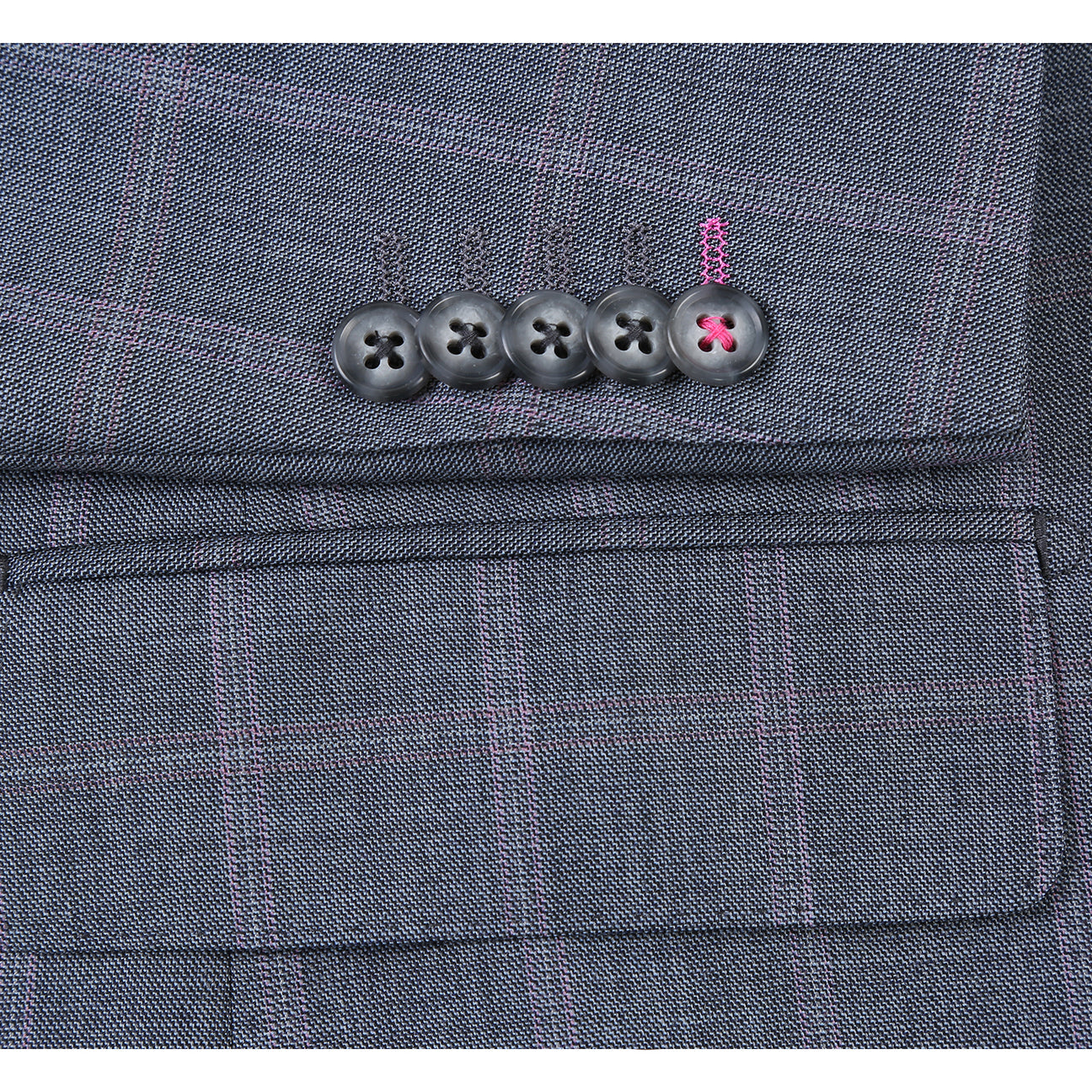 The ENGLISH LAUNDRY Grey Wool Suit EL92-52-093 by English Laundry is shown on a headless mannequin, featuring a gray plaid wool jacket with two-button closure over a white dress shirt and blue patterned tie.