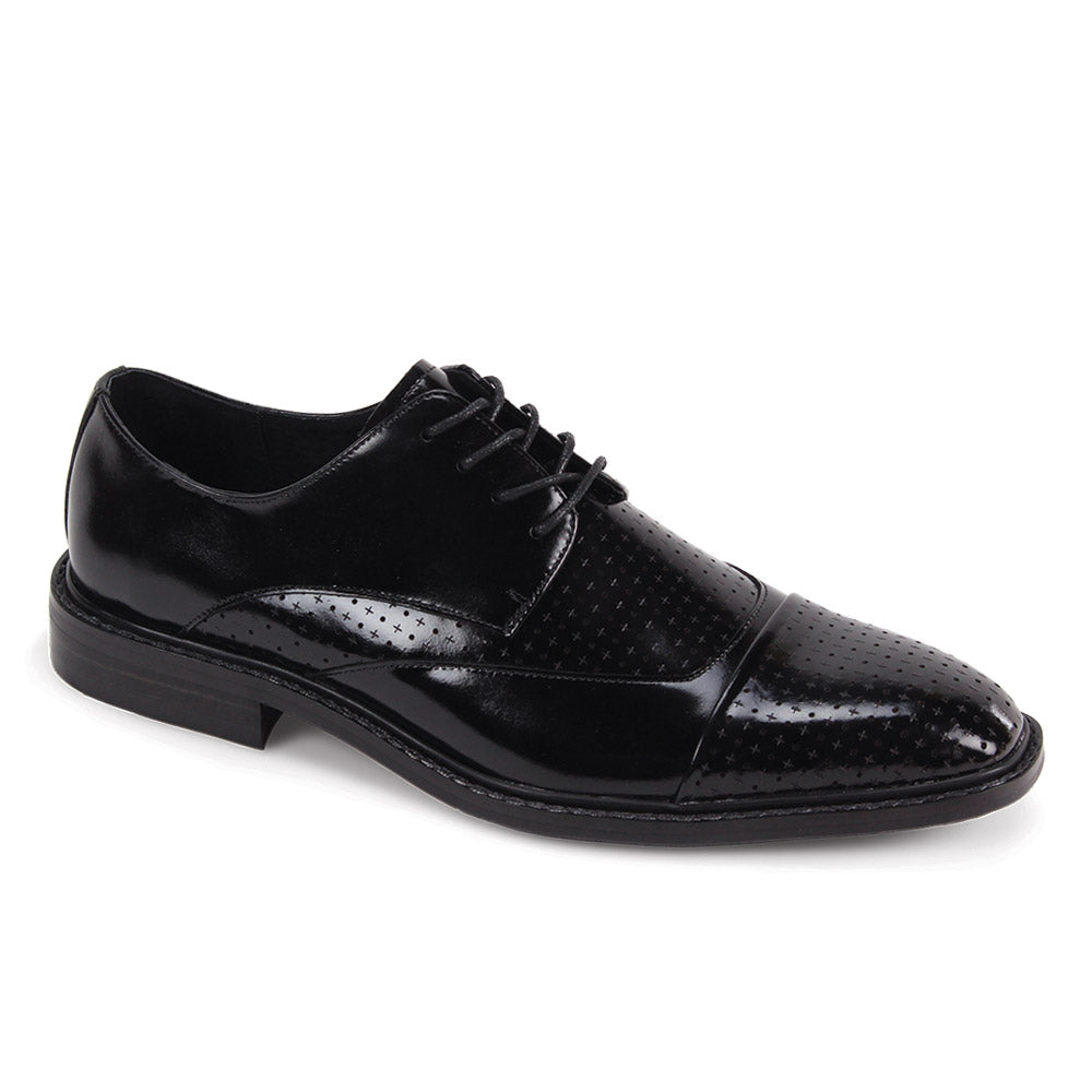 The GIOVANNI Giovanni Alford Black Leather Shoes feature a cap toe lace design, low heel, and perforated detailing on smooth leather for a stylish finish.