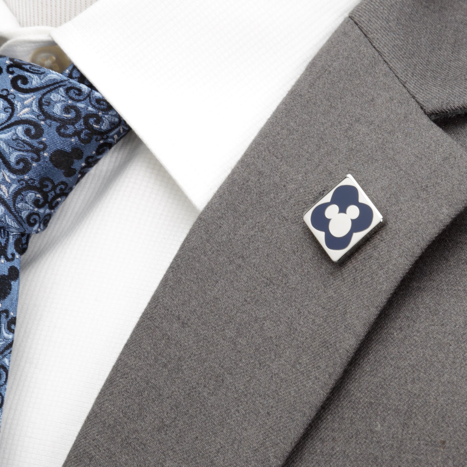The Cufflinks.com Disney Donald Duck Patterned Blue Socks and Mickey Mouse Blue Lapel Pin Gift Set is a delightful choice for Disney fans.