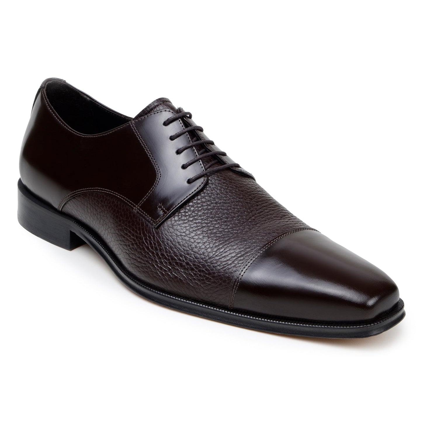 The BELVEDERE Alexander is a brown genuine Italian deerskin/calf dress shoe featuring a polished toe, textured midsection, low heel, and lace-up design, handcrafted in Brazil and displayed in side profile on a white background.