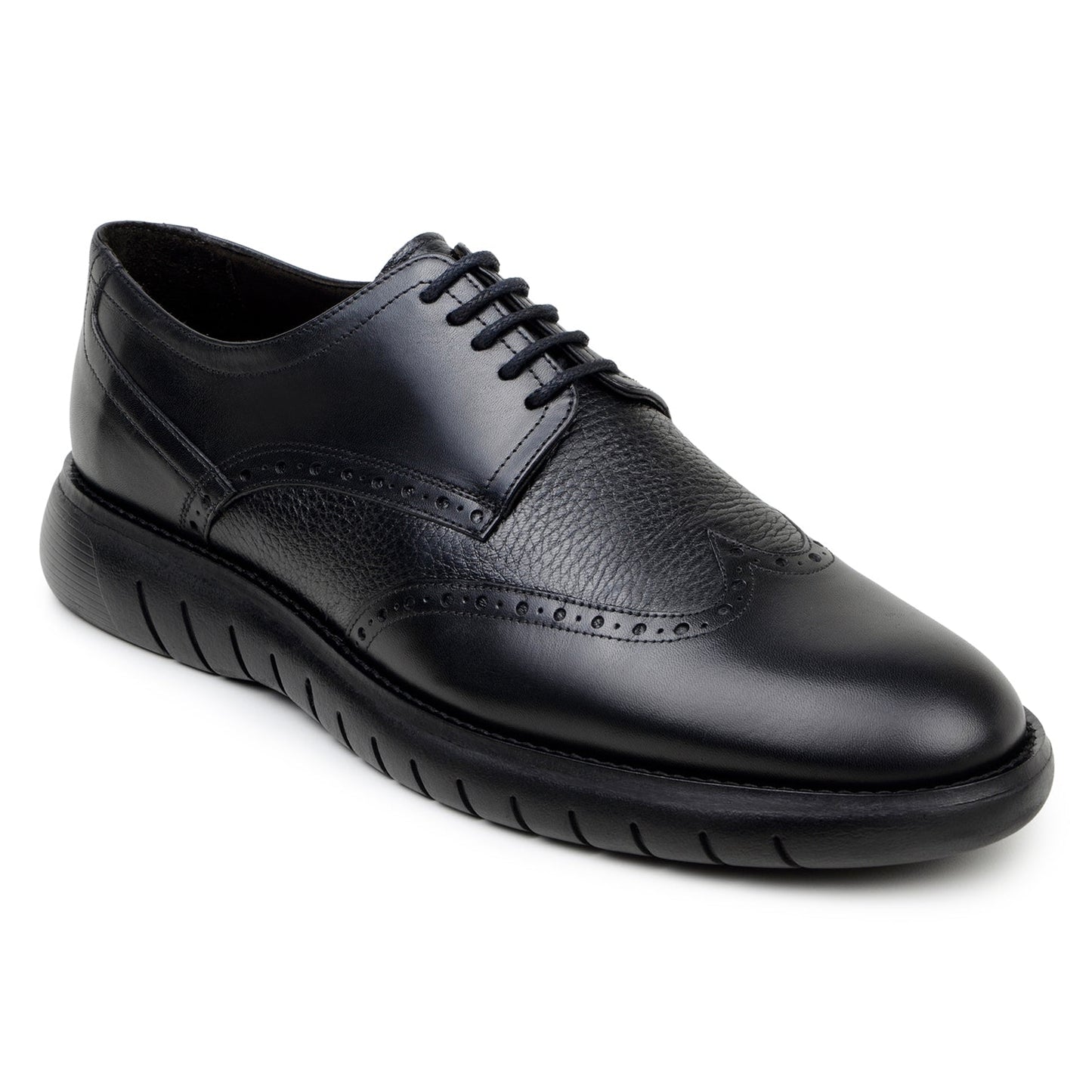 The BELVEDERE Belvedere - Enzo is a black genuine leather shoe with brogue detailing, lace-up closure, a thick textured rubber sole, and a cushioned insole for comfort, displayed in profile against a white background.