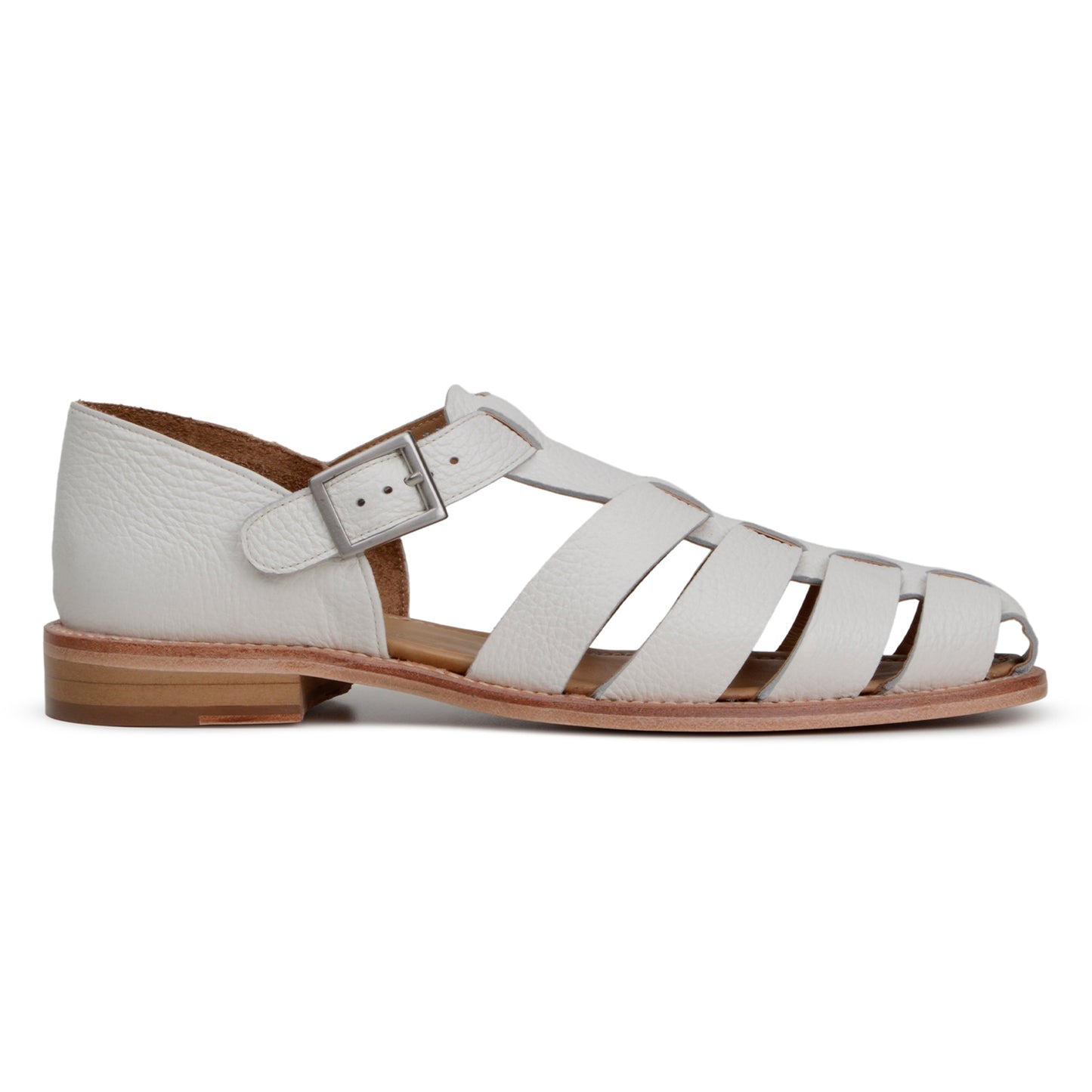 The BELVEDERE Elio sandal features genuine Italian deerskin leather in Milk, with a closed heel, open toe, cut-out straps, side buckle, and flat wooden sole, shown in side profile.