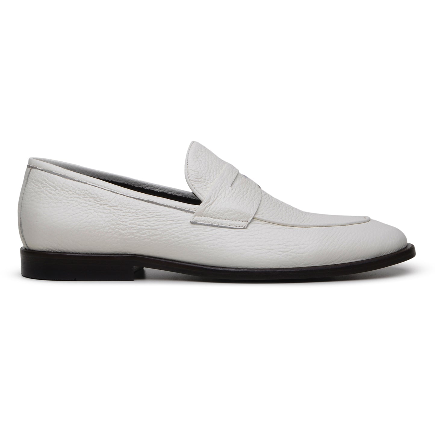 The BELVEDERE Nohr is a genuine Italian deerskin dress shoe in white, handcrafted in Brazil with a low black heel, shown from the side against a plain background.