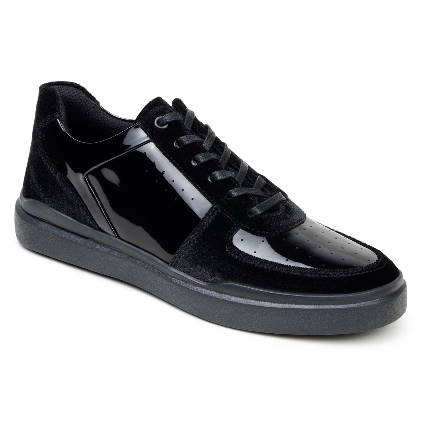 The BELVEDERE Edmound is a black low-top sneaker in patent leather and velvet, featuring glossy side panels, matte suede accents, black laces, and a rubber sole. Available in size 9.5 and 11.5 only. IN STORE FINAL SALE.