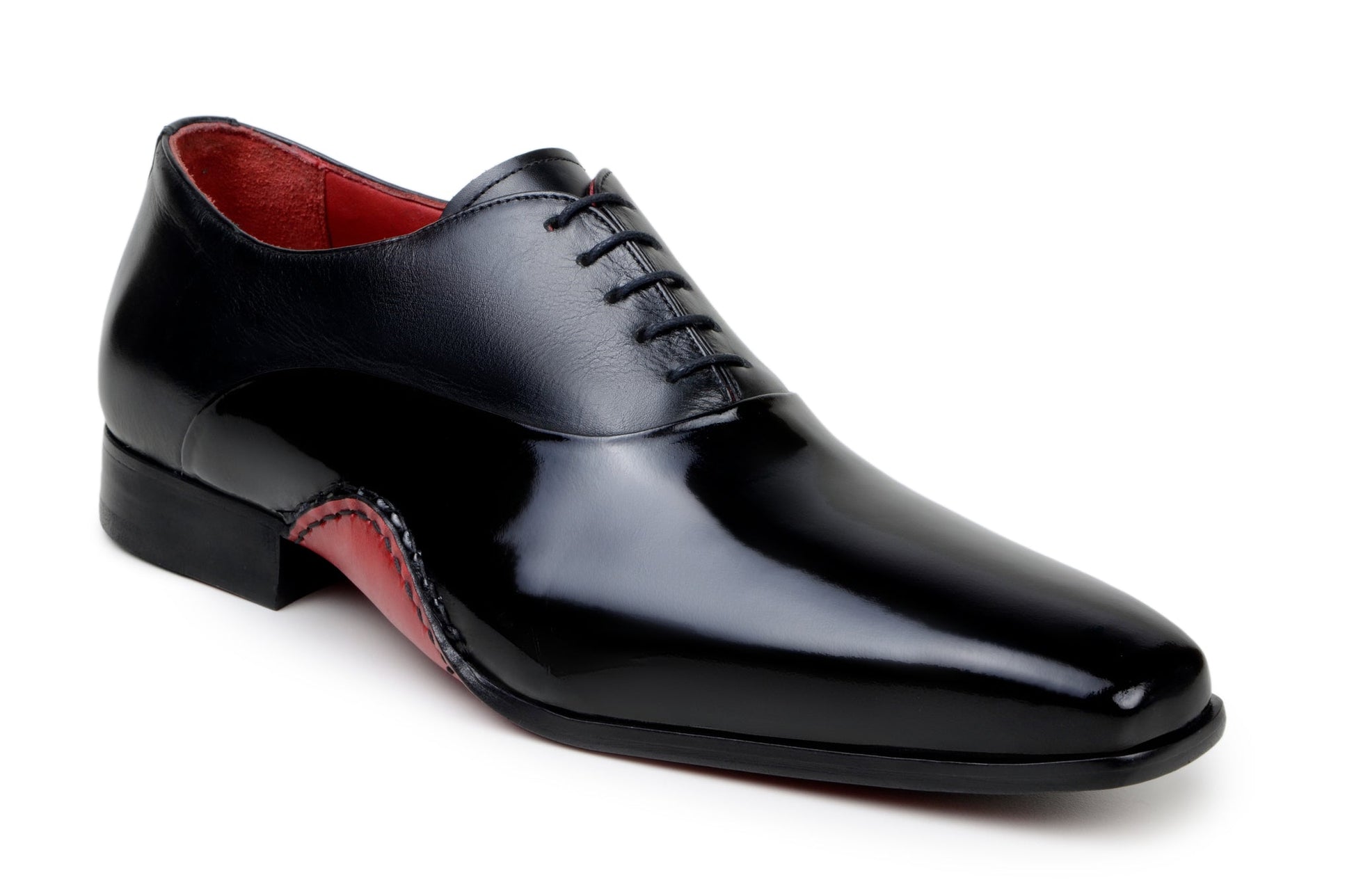 The BELVEDERE Belvedere - Nero is an Italian calf leather dress shoe in black, featuring a red interior lining and opanka red sole, shown side by side on a white background.