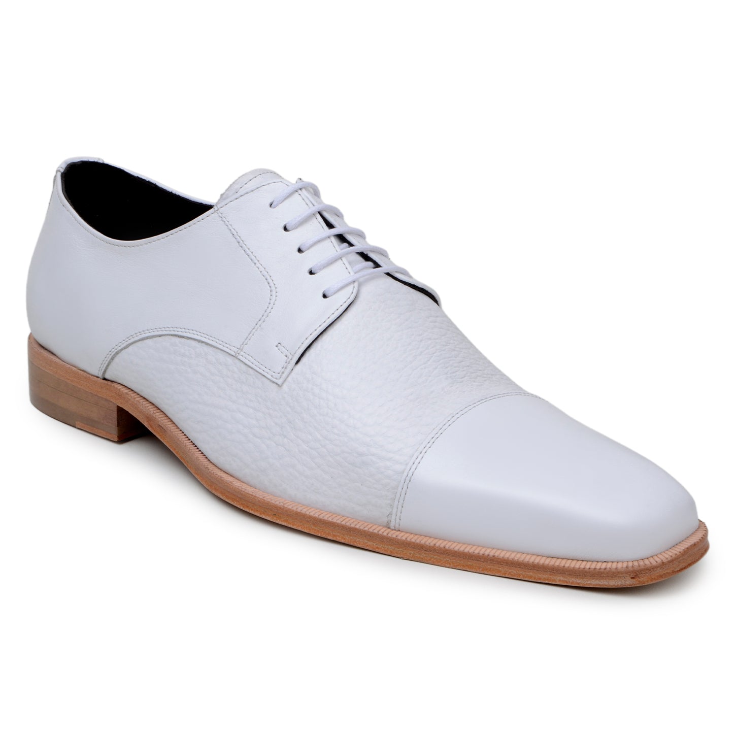 The BELVEDERE Alexander is a single white Italian deerskin and calf Oxford dress shoe with a cap toe, wooden sole, and closed lacing, shown in profile on a white background.