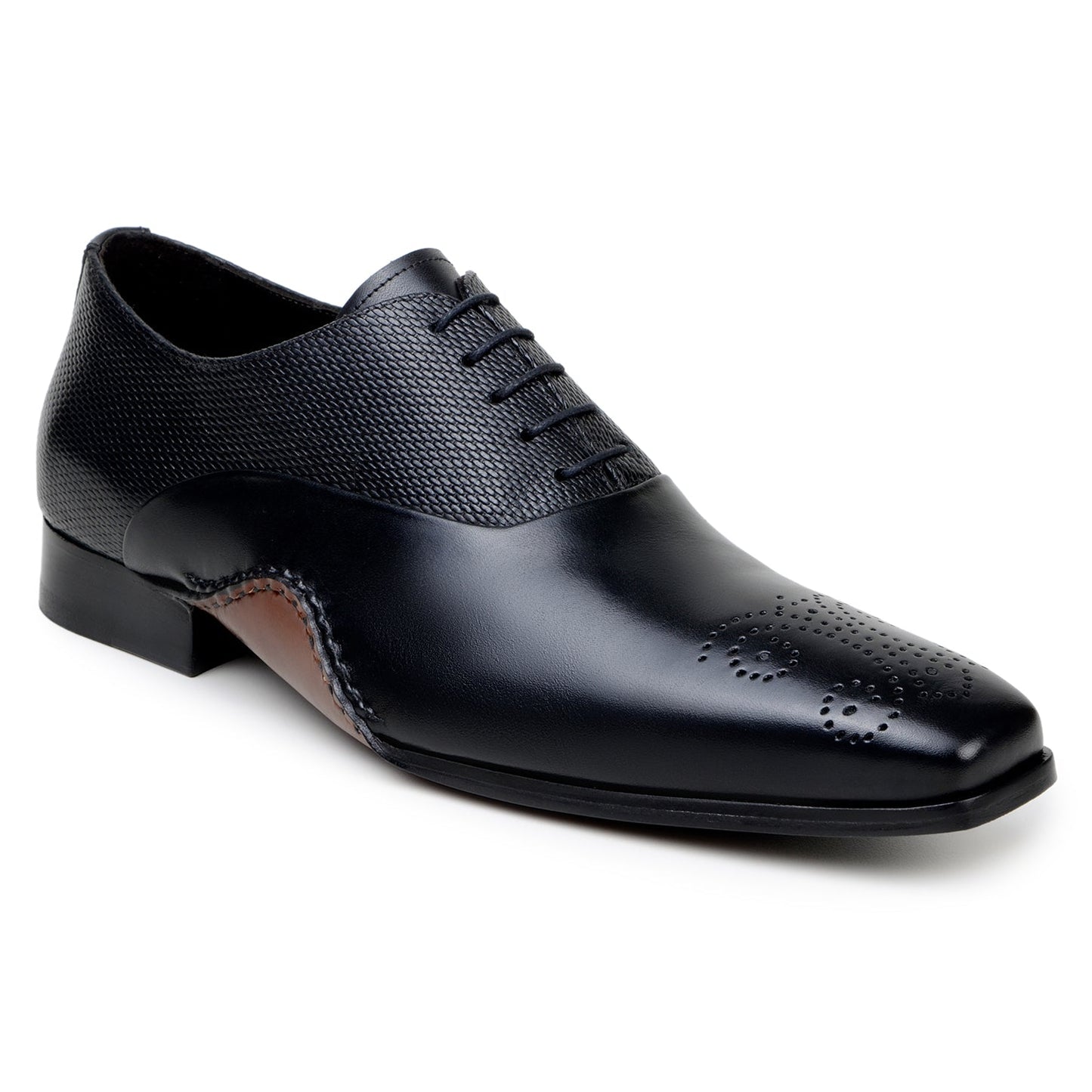 The BELVEDERE Saggio is a black Italian calf leather dress shoe with a textured upper, perforated toe, stitched leather sole, and cushioned insole, shown in a side view.
