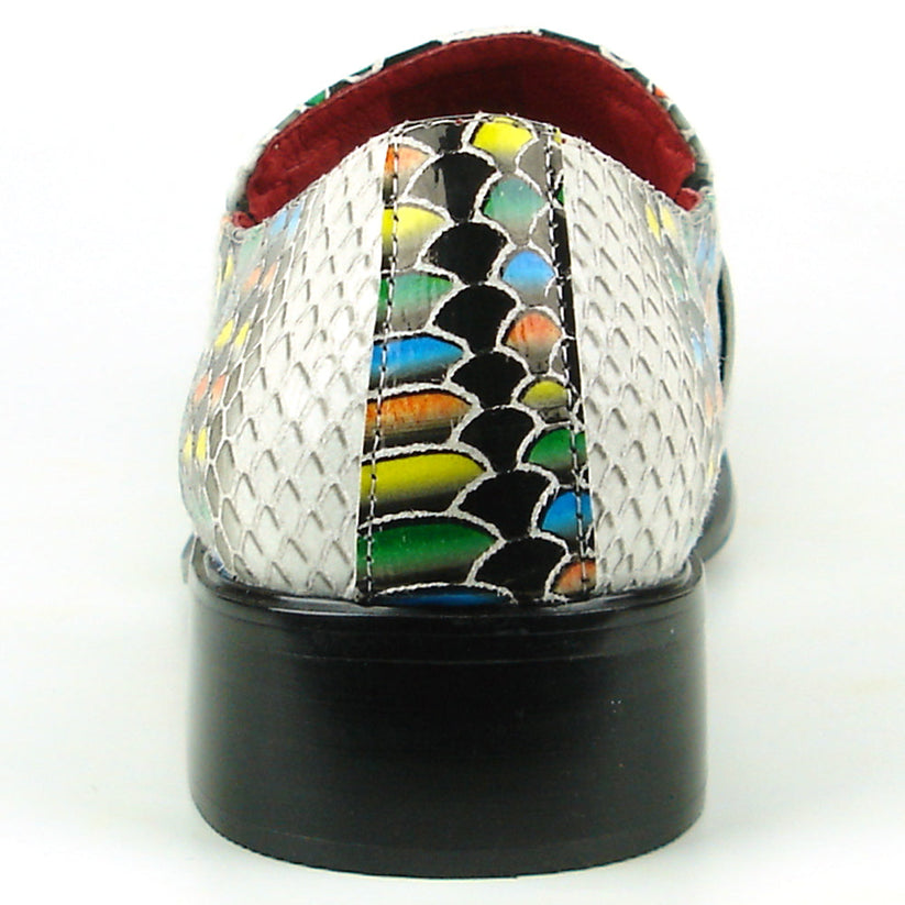 Introducing the Fiesso FI-7512 White Multicolor Snake Print Metal Tip—a men’s dress shoe that features a striking multicolored snakeskin pattern, metallic silver accents including a stylish metal tip, and a pointed square toe. Expertly crafted by Fiesso, these standout shoes are perfect for those seeking bold and fashionable men’s footwear.