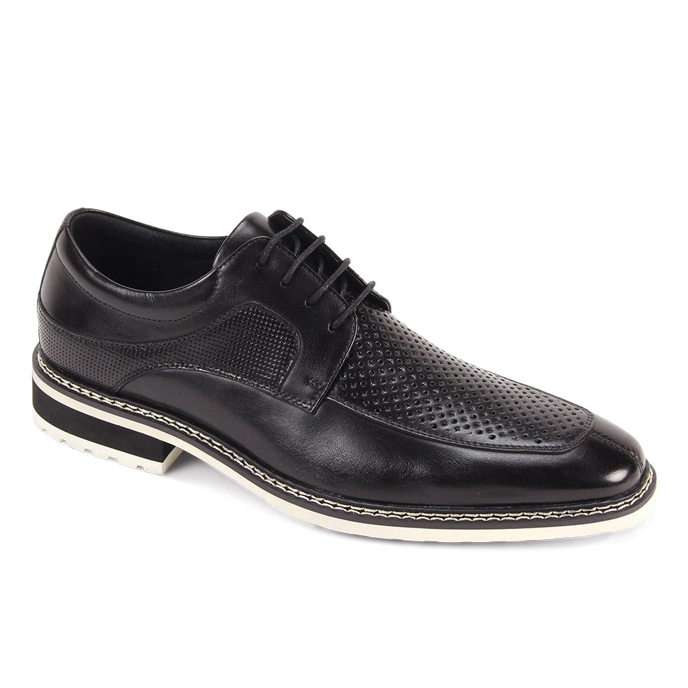 The Giovanni Lenny Black Leather Shoes by GIOVANNI feature a genuine leather upper, perforated moc toe, white stitching around the sole, and a white outsole.